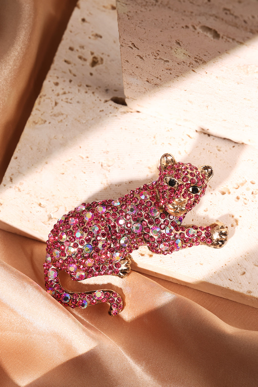 Luipaardbroche