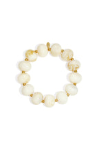 Elastieke kralenarmband met grote kralen - wit