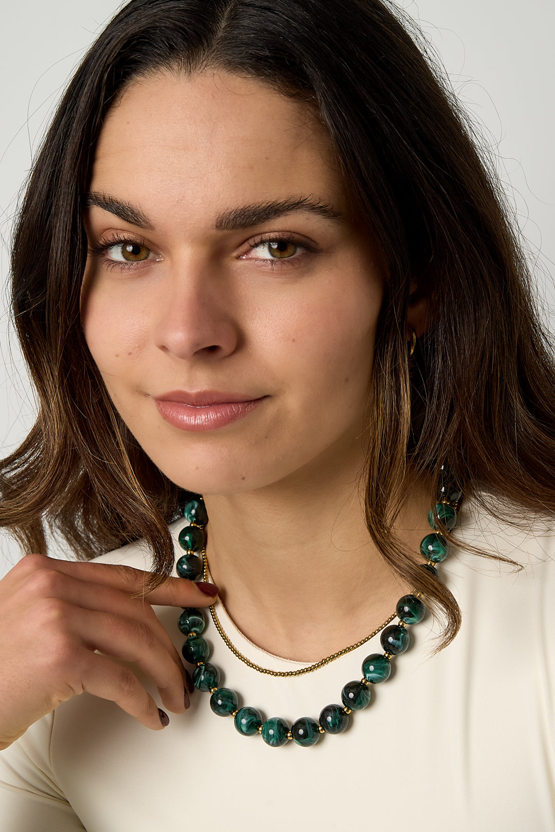 Kralenketting met goude kraaltjes 13.5mm